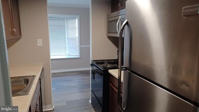 9112 Lambskin Ln, Columbia, MD 21045 - photo 3