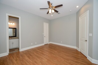 529 Westford St, Houston, TX 77022 - photo 7