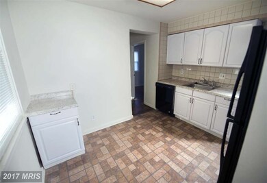 1323 Farmingdale Ave, Capitol Heights, MD 20743 - photo 4