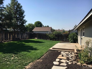 3228 SW Quartz Place, Redmond, OR 97756 - photo 6