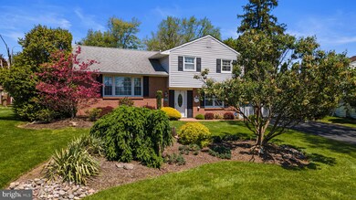 399 Maple Ave, Southampton, PA 18966 - photo 2