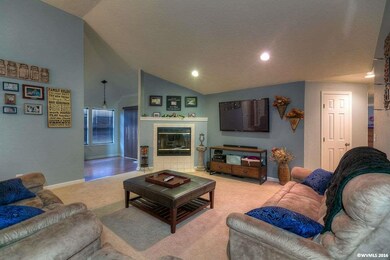 1055 Mildred Ln SE, Salem, OR 97306 - photo 6