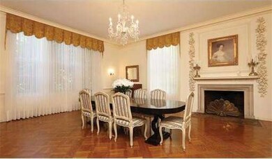 70 Heath St, Brookline, MA 02445 - photo 3