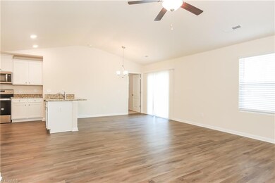 311 Armistead Ct, Burlington, NC 27217 - photo 3