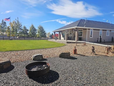 6481 SW Wren St, Culver, OR 97734 - photo 5