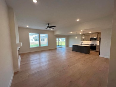 5317 Makana Ln, Columbia, MO 65203 - photo 2