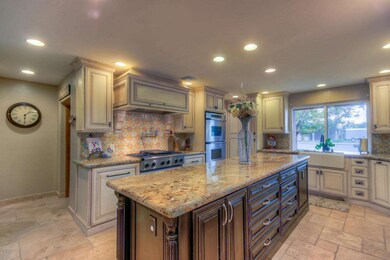 Kitchen (8)