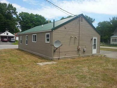 133 School St, Sanford, ME 04073 - photo 3