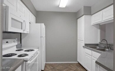 2025 E Campbell Ave unit 363, Phoenix, AZ 85016 - photo 4