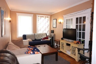 104 Toxteth St unit 1, Brookline, MA 02446 - photo 4