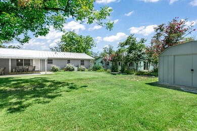 818 Sunset St, Fredericksburg, TX 78624 - photo 6