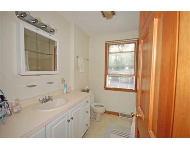 84 Jordan Rd unit 1, Franklin, MA 02038 - photo 4