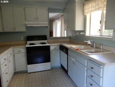 815 N van Duyn St, Eugene, OR 97401 - photo 6