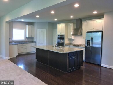 9404 Lomax Forest Dr unit 9, Manassas, VA 20112 - photo 4