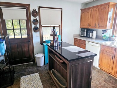 18 Brookside Rd, Westerly, RI 02891 - photo 3