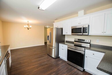 632 S Bruton St, Bainbridge, GA 39819 - photo 2