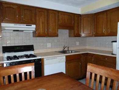 59 Denver St unit 8, Saugus, MA 01906 - photo 5