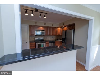 196 Bishop Dr, Aston, PA 19014 - photo 4