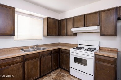 4821 W Almeria Rd, Phoenix, AZ 85035 - photo 3