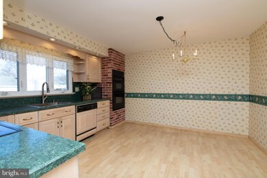 27 Regent Rd, Cherry Hill, NJ 08003 - photo 6