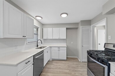 744 Pine St, Hurst, TX 76053 - photo 4