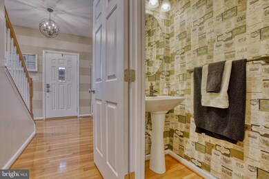 5821 Dillon John Ct, White Marsh, MD 21162 - photo 2