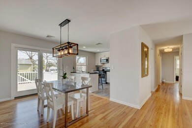 09_8DiningRoom_mls