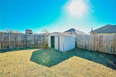 604 E Ne 21 Street St, Moore, OK 73160 - photo 5
