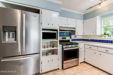 914 Saint Joseph-12