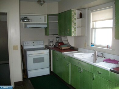 1206 E 14th St, Hibbing, MN 55746 - photo 4