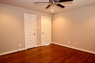 4910 Ventura Ln, Houston, TX 77021 - photo 5