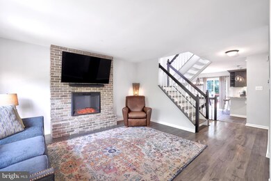 45616 Whitcomb Square, Sterling, VA 20166 - photo 4