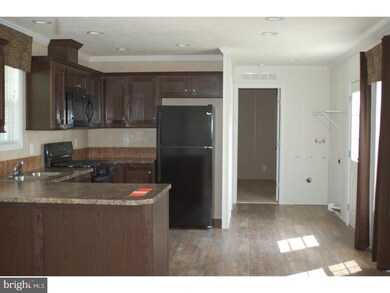 89 Pennington Dr, Pennsville, NJ 08070 - photo 4