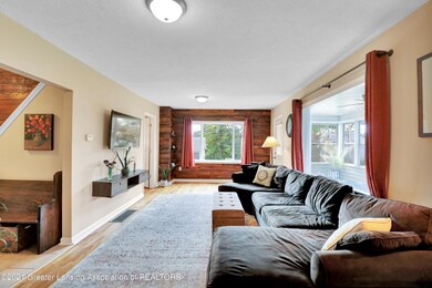 215 E Front St, Grand Ledge, MI 48837 - photo 7