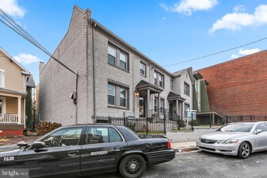 712 Shepherd Rd NW unit 1, Washington, DC 20011 - photo 2