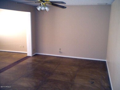 3546 W Wethersfield (40)