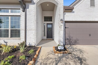19202 Charisma Rose Ln, Tomball, TX 77377 - photo 2