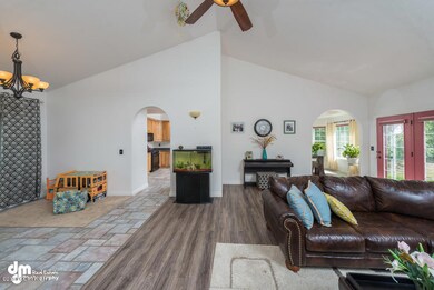 Living Room_2299-SMALL