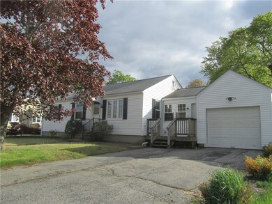 24 Elmbrook Dr, Warwick, RI 02889 - photo 2
