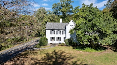 9 Long Hill Rd, East Hampton, CT 06424 - photo 2