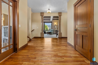 6813 E Limestone Cir, Sioux Falls, SD 57110 - photo 3