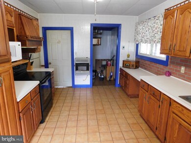 3210 Lincoln Hwy E, Paradise, PA 17562 - photo 5