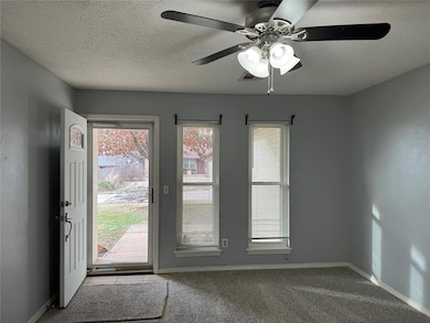 Spacious living room!