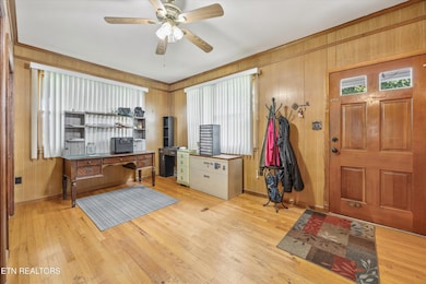 502 Main St, New Tazewell, TN 37825 - photo 7