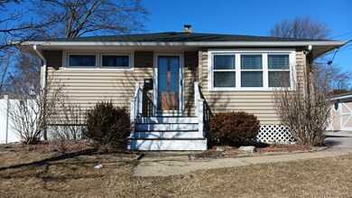 10 Laxson Ave, Manchester, NH 03103 - photo 3