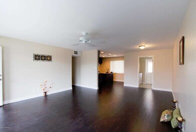 Family Room_2