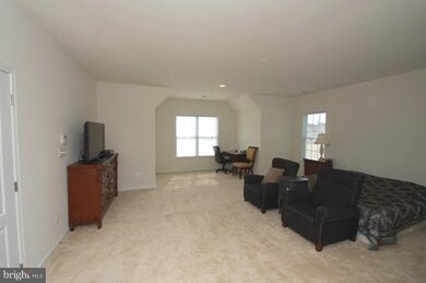 25173 Eisenhower Dr, South Riding, VA 20152 - photo 6