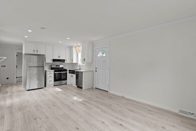 548 Kenyon Ave unit 36, Attleboro, MA 02703 - photo 3