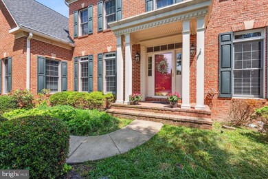 25774 Mayville Ct, Chantilly, VA 20152 - photo 2