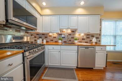 584 Pewter Dr unit 584, Exton, PA 19341 - photo 7